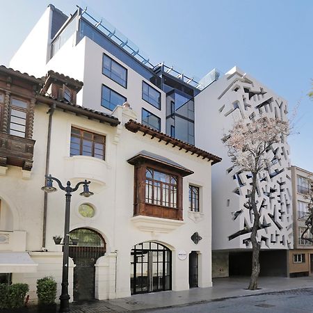 Hotel Cumbres Lastarria Santiago Kültér fotó The building of the museum