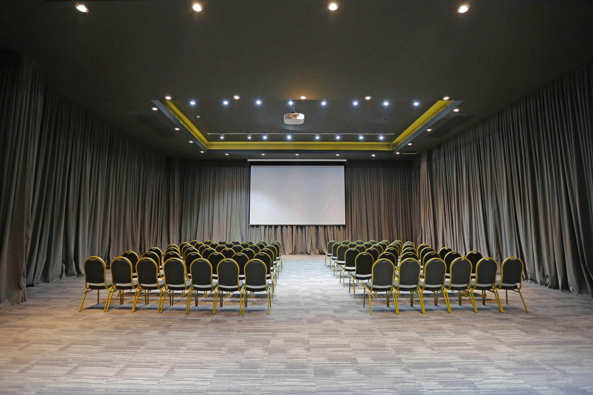 Hotel Cumbres Lastarria Santiago Kültér fotó The main conference room